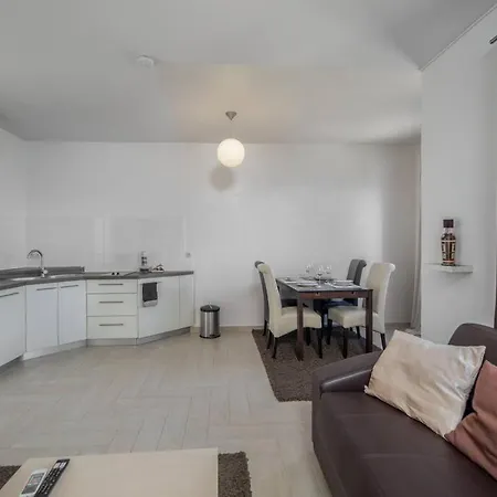 Apartment Montana - Panorama 2 With Beautiful Sea View Near Opatija